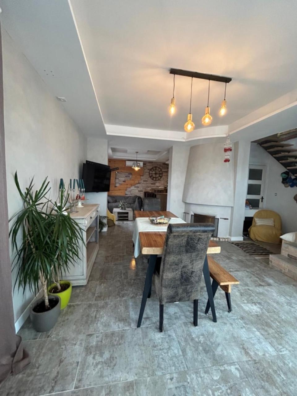 Comme A La Maison Ναρμπόν Εξωτερικό φωτογραφία